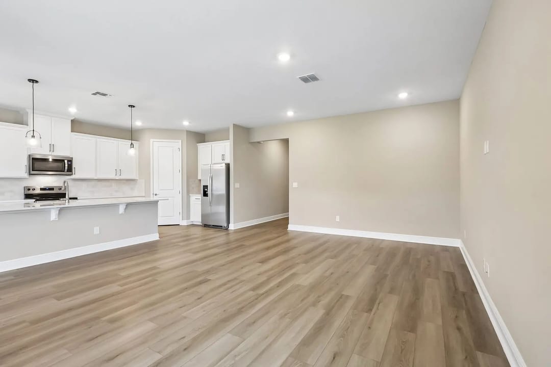 Emilia — 396 Birkdale Drive — foto 3