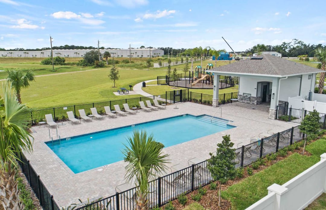 Emerald Pointe