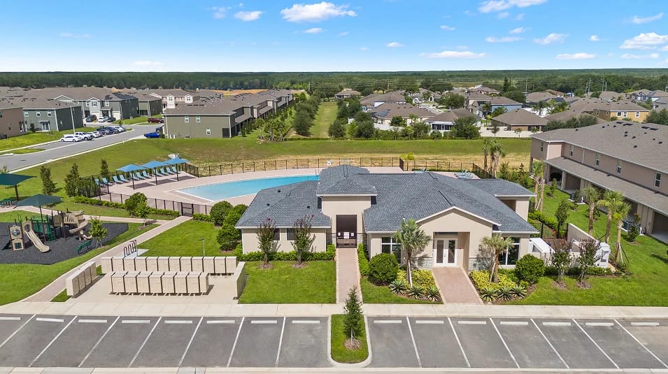Brentwood — Clubhouse