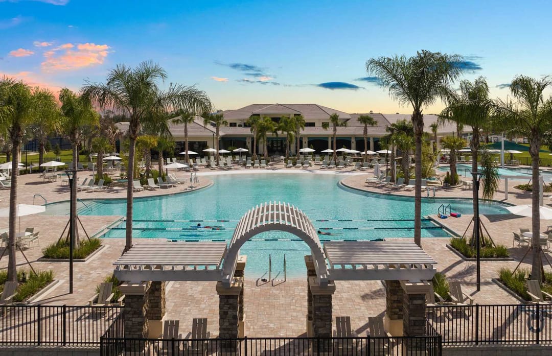 Del Webb Sunbridge — Enjoy Resort-Style Amenities