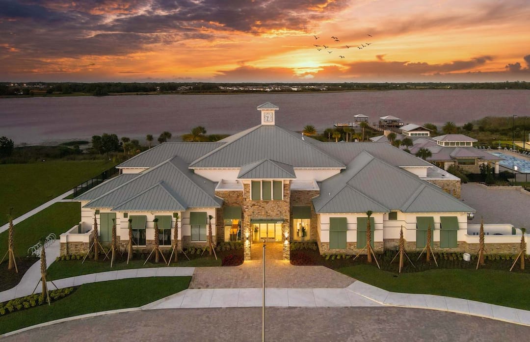 Del Webb Twin Lakes