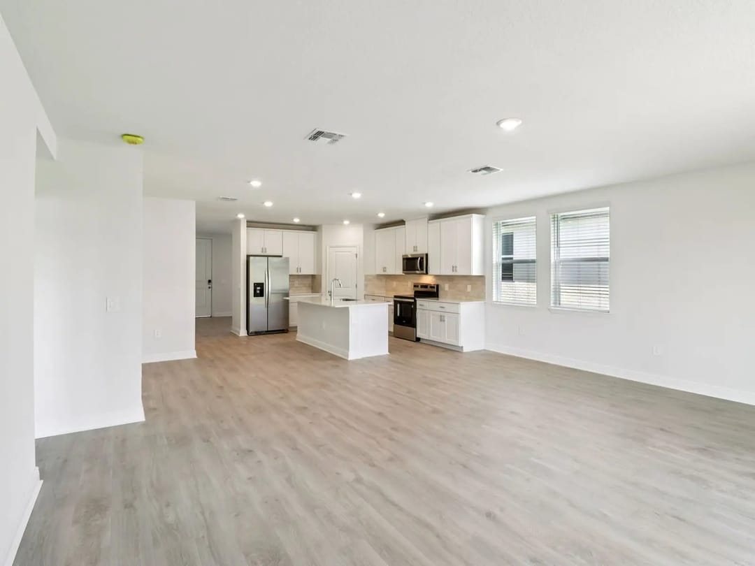 Violet — 787 Sunshower Dr. — foto 4