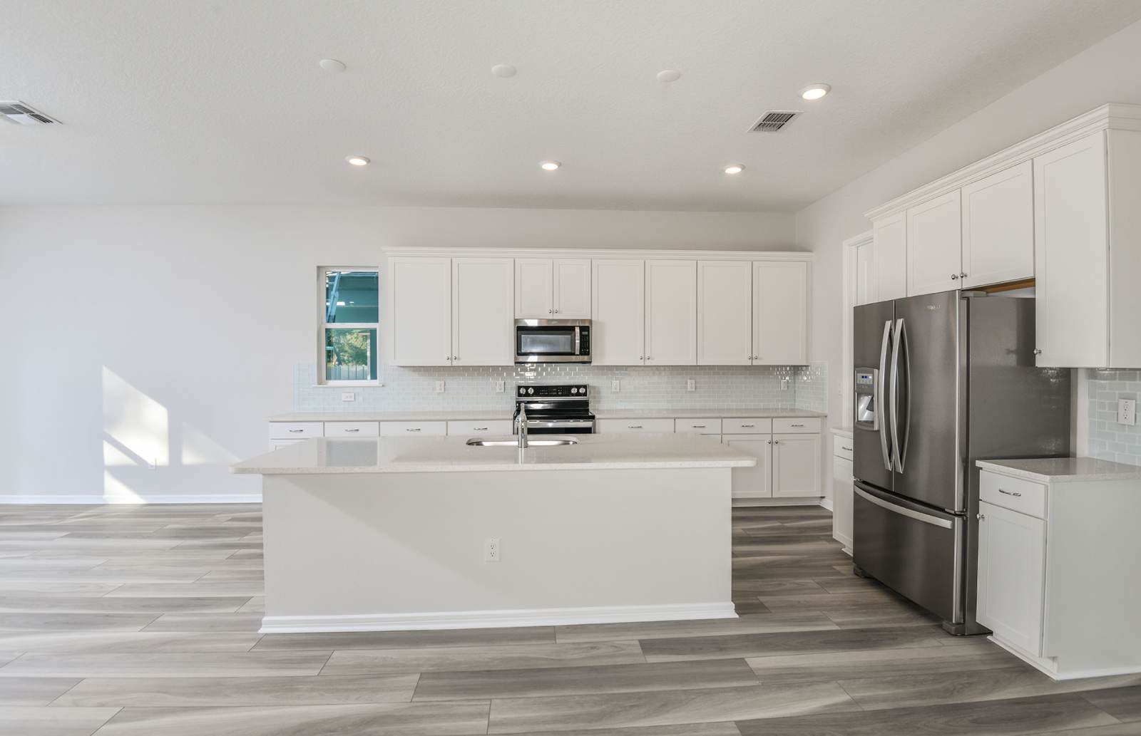 Whitmore — 4730 Harrington Fields Drive — fachada