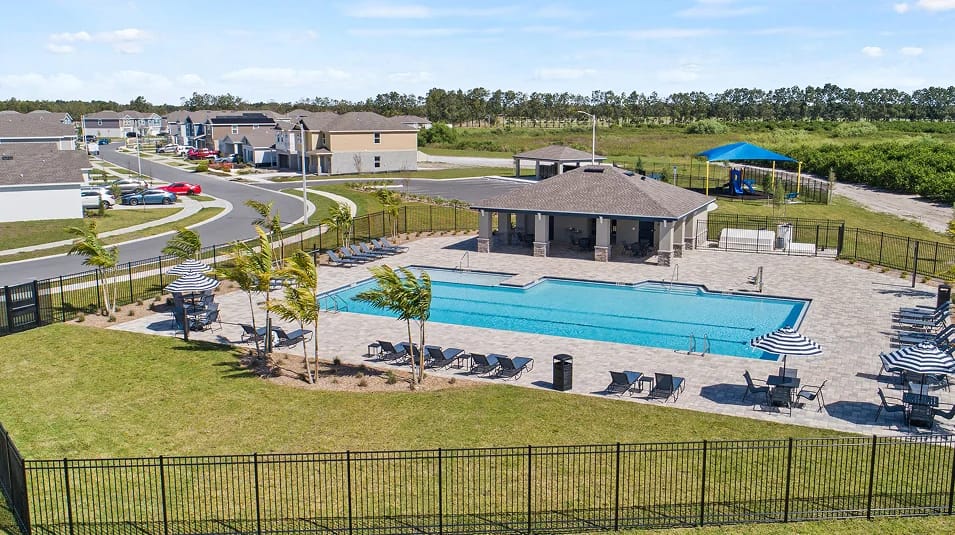 Serenity at Peace Creek Reserve — Swimming Pool