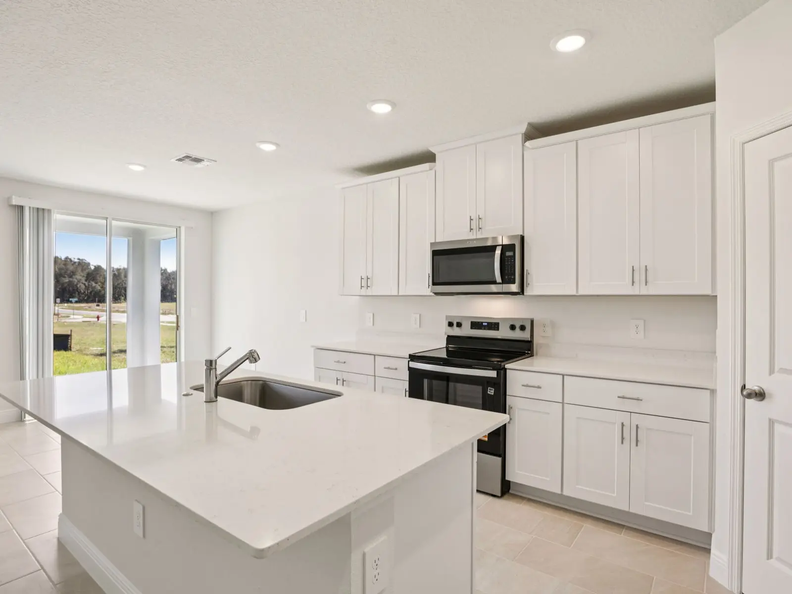 Hibiscus — 855 Sunshower Dr. — foto 4
