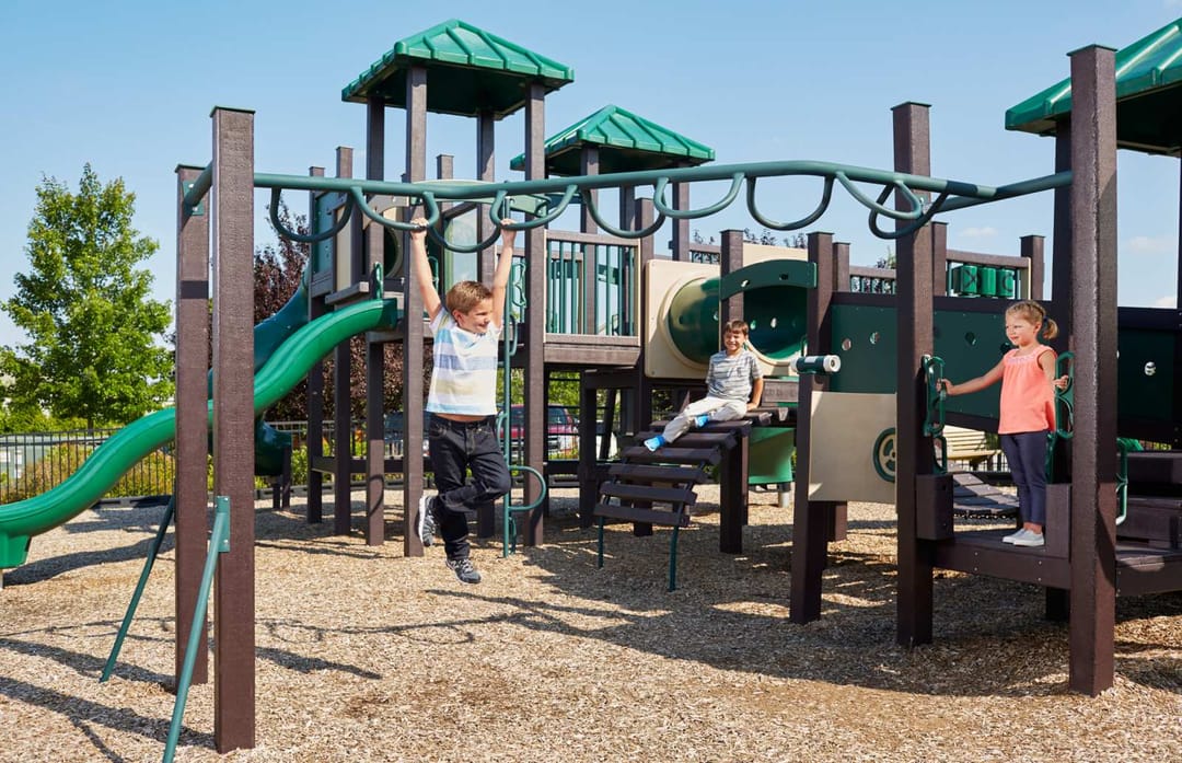 Silverleaf Oaks — Community Playground