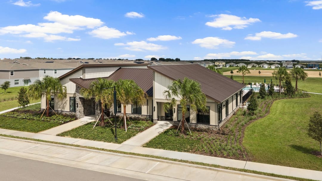 Hunt Club Groves — Aerial of clubhouse