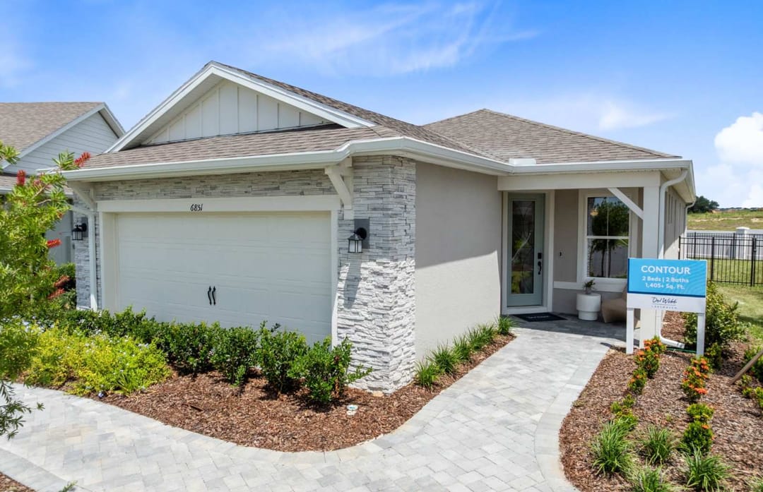 Contour, 6752 Sunrise Cove Drive — Del Webb Lakehaven