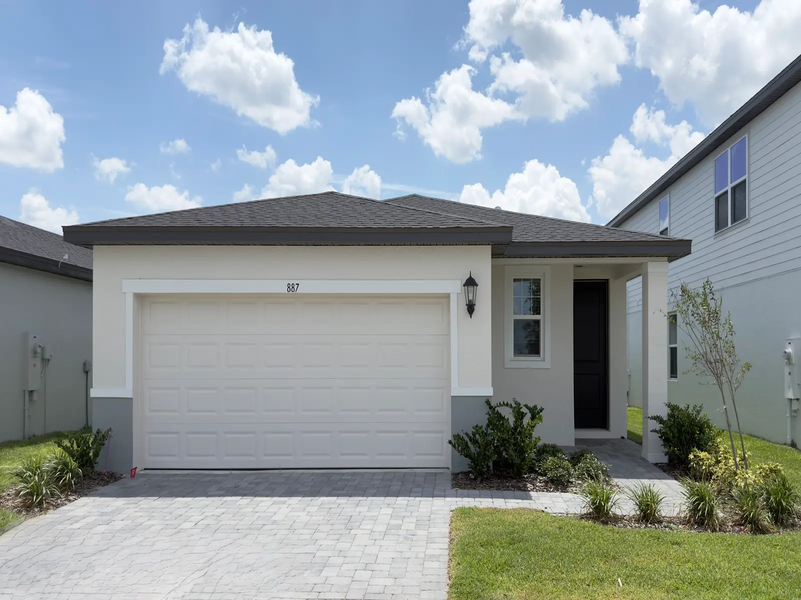 Everglade — 887 Sunshower Dr. — fachada